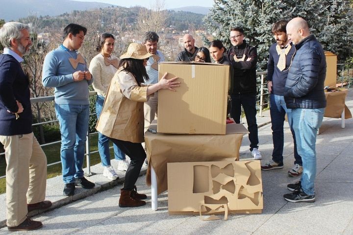 Team Building Juegos Cartoning Carrusel 2